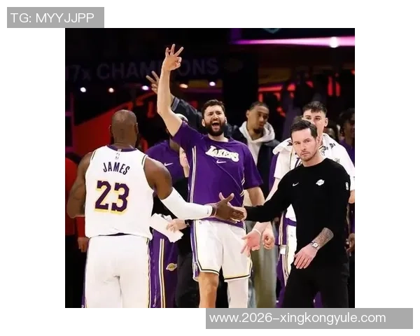 詹东里回归或助攻势如虹雷迪克防守提升之路仍需时日 詹东里回归或助攻势如虹雷迪克防守提升之路仍需时日