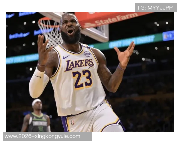 詹姆斯周二中午宣布退役实为广告宣传早有预兆引发热议